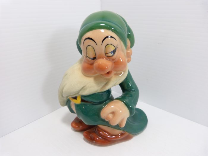 Sleepy Dwarf Zaccagnini Disney Snow White Pottery Figurine