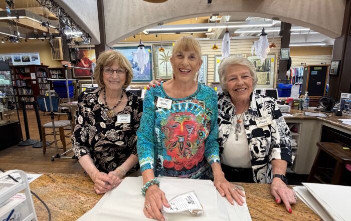 Kiwanis marketplace volunteers